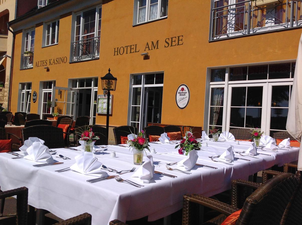 Altes Kasino Hotel Am See ノイルピーン エクステリア 写真